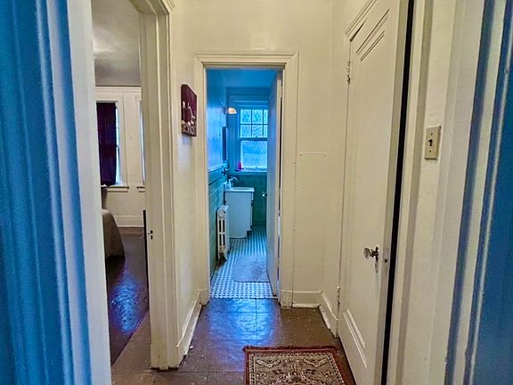 3rd image of 5631 Phillips Ave #11544312