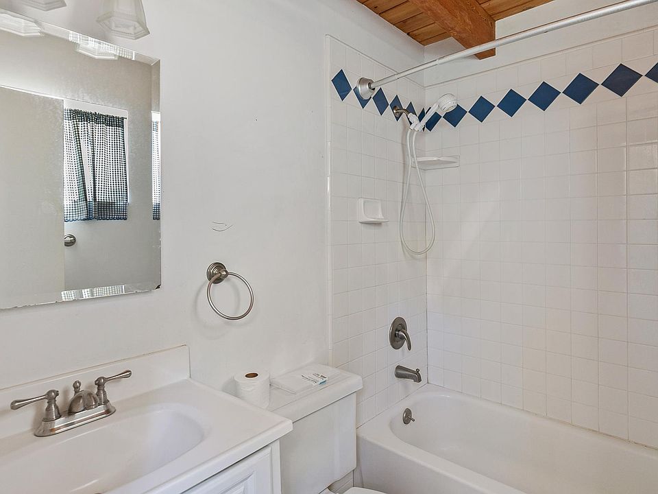 1st image of 280 La Casita Dr