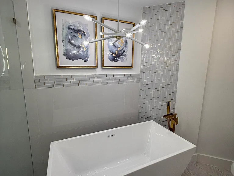 225 N Lakeshore Dr — Photo 23