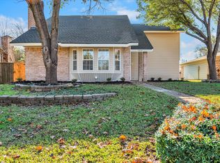 5514 Castleview Ln, Garland, TX 75044