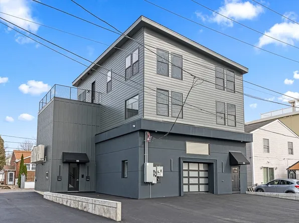 99 Temple St, Revere, MA 02151