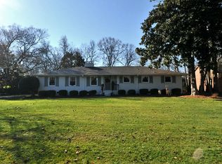 801 Nottingham Dr, Charlotte, NC 28211