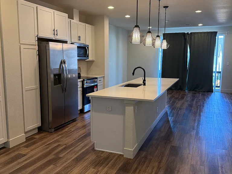 2044 Alcott Way — Photo 3