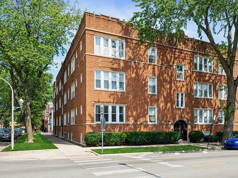 7209 N Damen Ave #2 — Photo 11