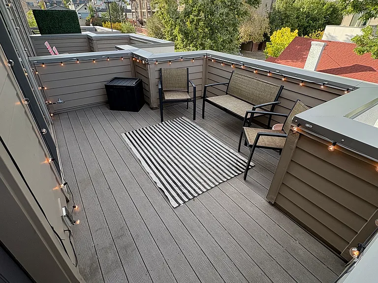 2120 Decatur St — Photo 21