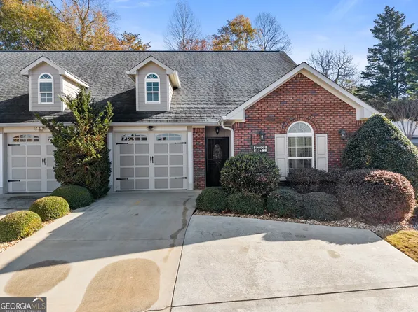 92 Colonial Dr Unit 1, Cleveland, GA 30528