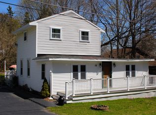 12 Leslie Ave, Wynantskill, NY 12198
