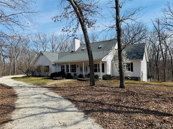 27431 Lee Ct, Warrenton, MO 63383