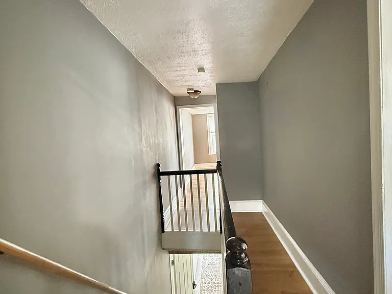 122 2nd St #2 — Photo 14