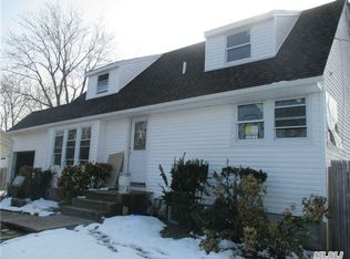 134 Madison Ave, Brentwood, NY 11717