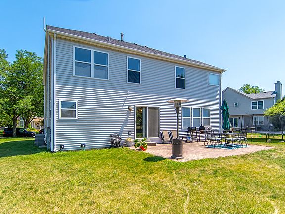 5th image of 2307 Applewood Ct