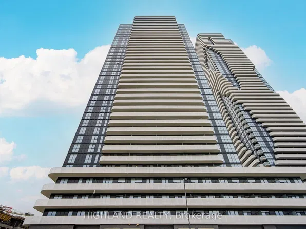 8 Interchange Way, Vaughan, ON