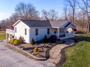 8717 Antrim Church Rd, Greencastle, PA 17225