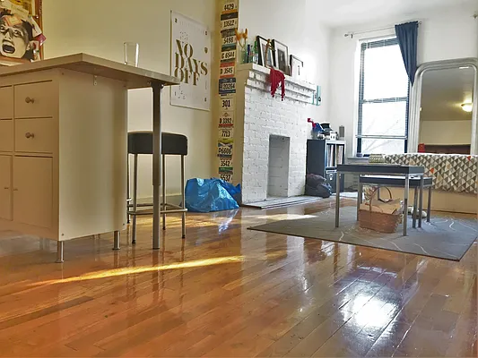 Rented by The Search D&M | media 7