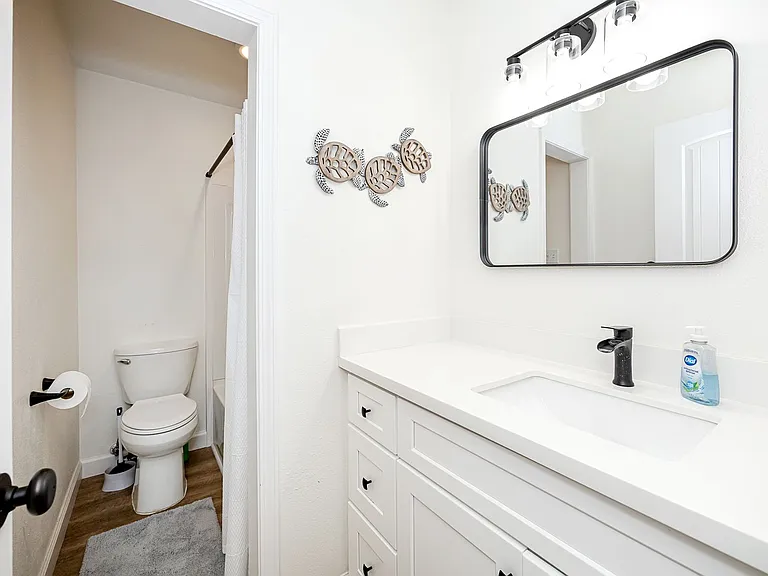 114 Ethel Cir #8 — Photo 23
