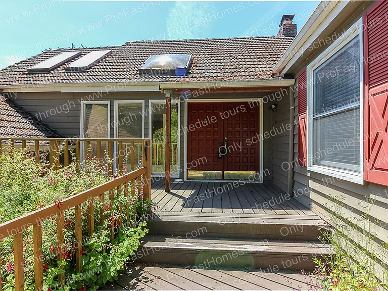 7840 SW West Slope Dr — Photo 6
