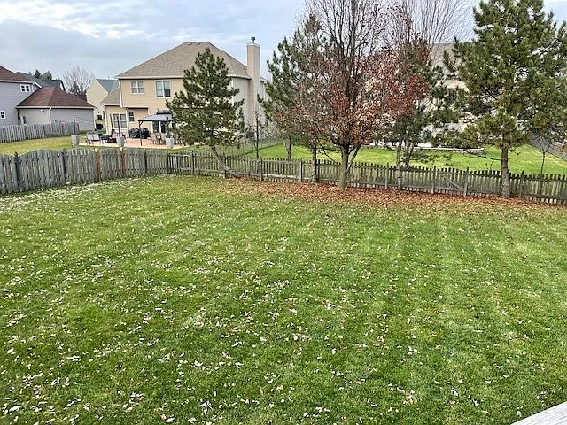 1670 Highmeadow Ln — Photo 34