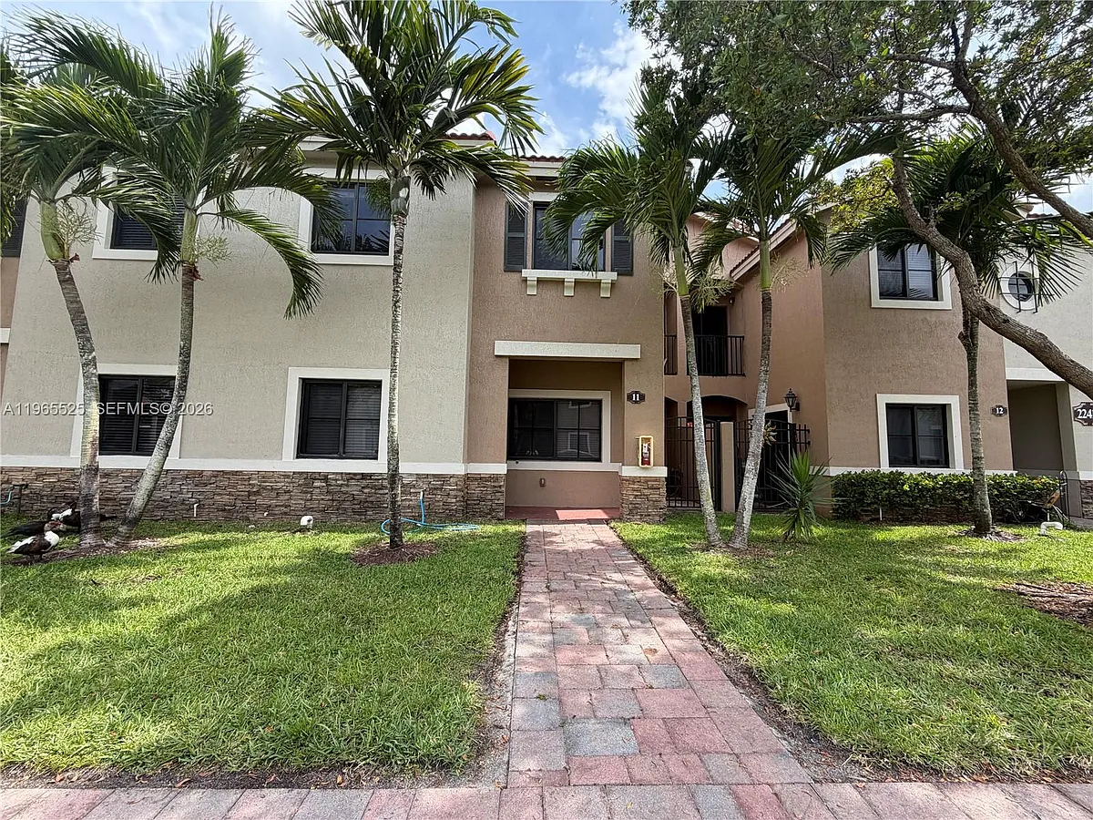 Building Photo - 22411 SW 88th Pl #1126
