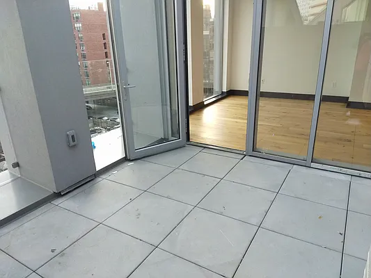 Rented by The KCI Group | media 51