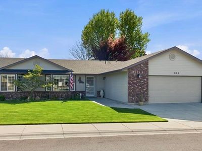 606 N Sterling St, Nampa, ID, 83651