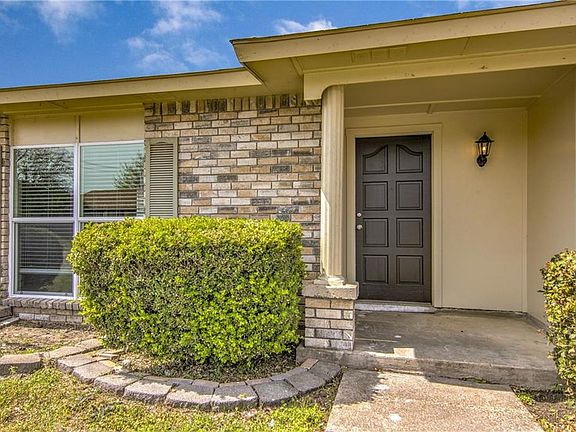 4th image of 7405 Whitewood Dr