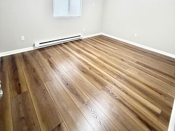 3rd image of 131 Cosey Beach Ave #B1