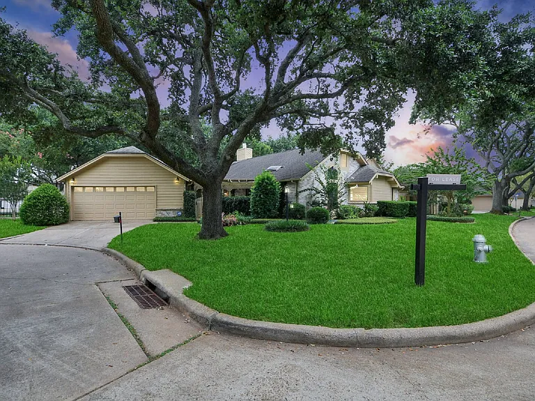 1023 Oyster Bay Dr — Photo 37
