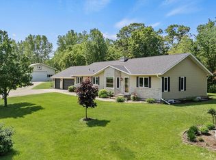 N5887 1110th St, Prescott, WI 54021