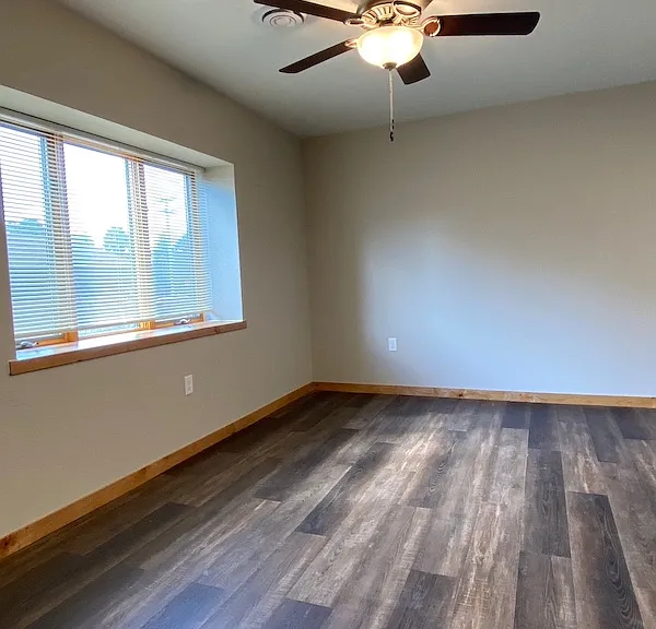 Sunset Place Apartments — Photo 80