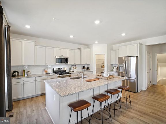 6th image of this home