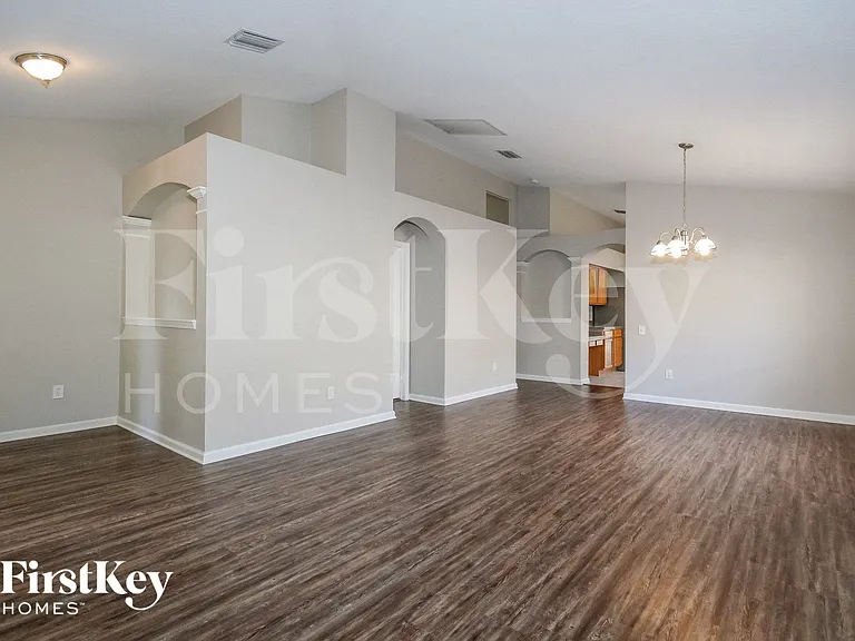 10214 Hunters Haven Blvd — Photo 4