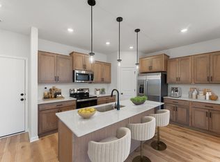 1101 Annacotte Ln, Rosemount, MN 55068