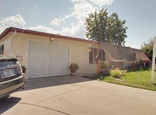 800 Felipe Pl, Hemet, CA 92543