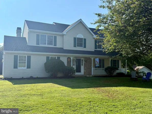 207 Veterans Dr, Nottingham, PA 19362