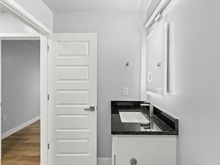 1380 Monte Vista Ave #B — Photo 12