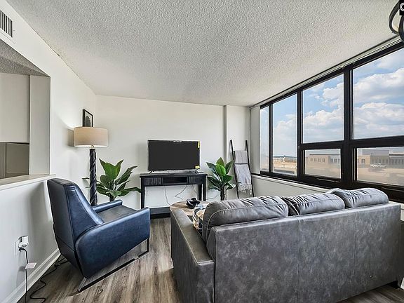 3rd image of 1100 Wheat St APT 910