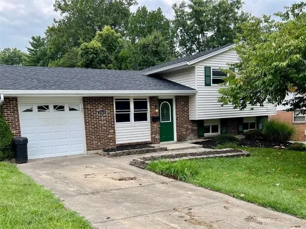 2343 Fairgreen Dr, Cincinnati, OH 45238