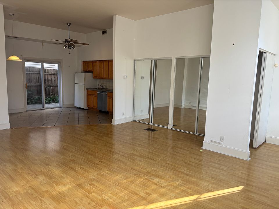 2nd image of 601 N 4th St APT 2