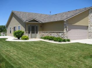 8756 Pierce St, Merrillville, IN 46410