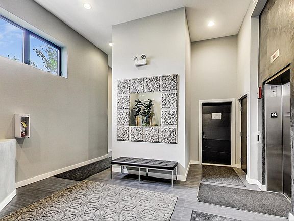 4th image of 1409 N Ashland Ave APT 2N