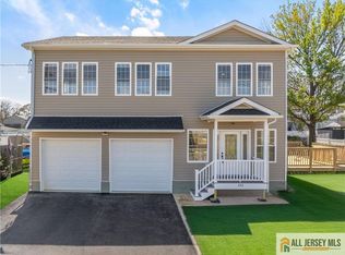 452 Raritan Blvd, Keyport, NJ 07735