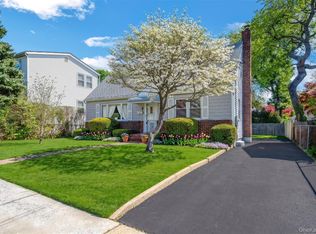 28 Miller Street #2, Glen Cove, NY 11542