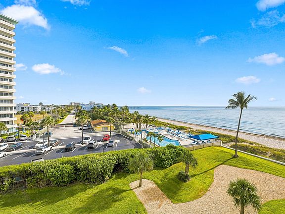 3rd image of 3900 N Ocean Drive #4B