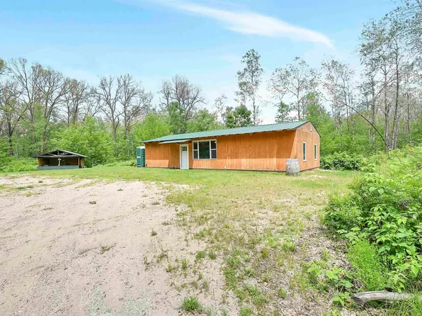 W13670 Brooks Ln, Crivitz, WI 54114