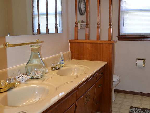 Main bath.  
