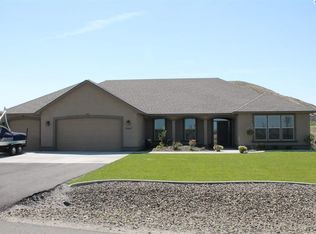 75501 Grand Bluff Loop, Kennewick, WA 99338