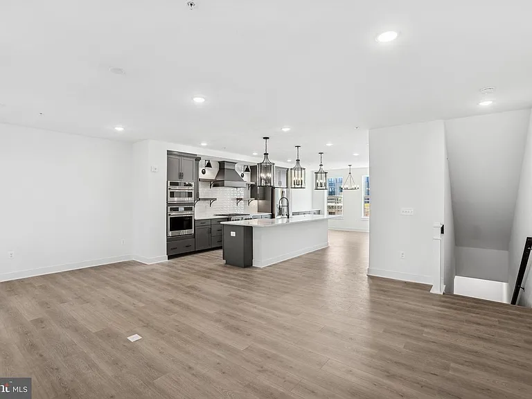 118B Locke St #B — Photo 9