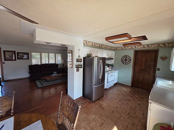 3rd image of 8840 Niwot Rd