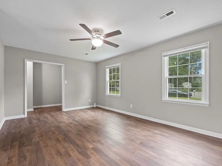 615 Wallingford Ct — Photo 6