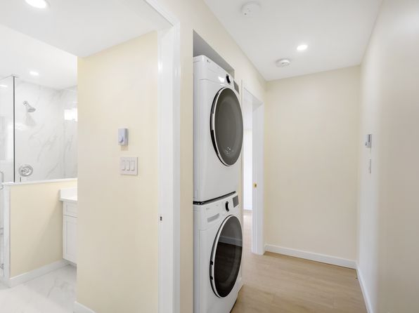 2 bedroom rental in West Vancouver — photo 11